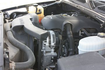 CHEVROLET SUBURBAN QUADRASTEER SUV, 2004