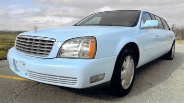 Лимузин Cadillac DeVille, 2003 год
