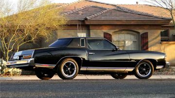 Chevrolet Monte Carlo 2 Door Coupe, 1974