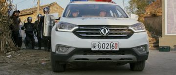 Dongfeng Fengshen AX7 in 战狼 2 (2017)