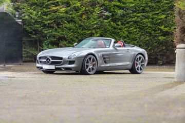 Mercedes-Benz SLS AMG Roadster, 2011