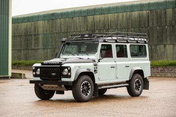Land Rover Defender 110 Adventure Edition, 2016
