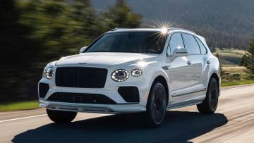 Bentley Bentayga V8 Hybrid Speed specs