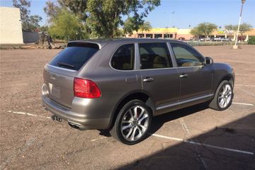 PORSCHE CAYENNE TURBO, 2004