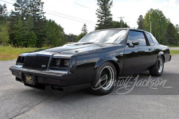BUICK GRAND NATIONAL CUSTOM COUPE, 1987