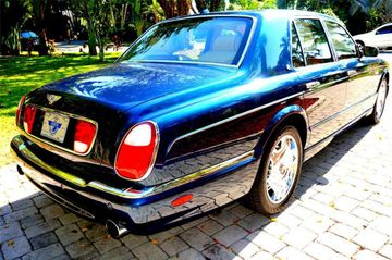 BENTLEY ARNAGE R DIAMOND SERIES SEDAN, 2006