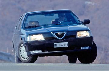 Alfa Romeo 164 2.0i Turbo specs