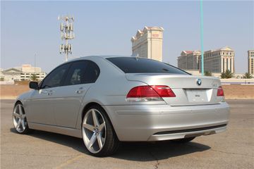 BMW 750Li, 2008