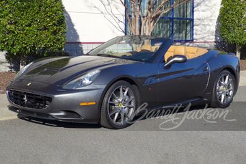 FERRARI CALIFORNIA CONVERTIBLE, 2010