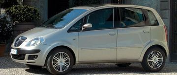 Lancia Musa (S1 1.9) specs
