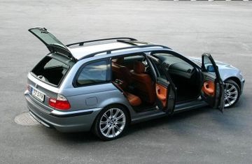 BMW 330i Touring (E46) specs