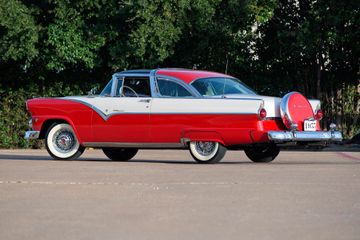 FORD CROWN VICTORIA SKYLINER, 1955