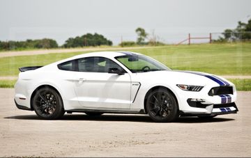 Ford Shelby GT350, 2016