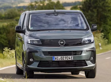 Opel Zafira Life 2.2 Diesel specs