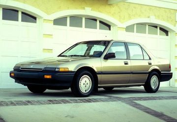 Honda Accord 2.0i (Mk III 122 PS) specs