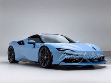 FERRARI SF90 STRADALE, 2023