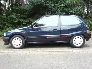 Daihatsu Charade GTti (UK spec) specs