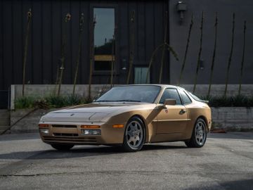 Porsche 944 Turbo, 1988