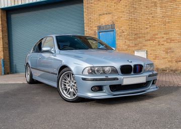 BMW M5 (E39), 2001