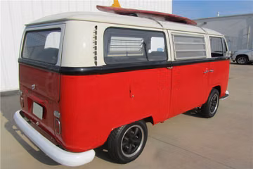 VOLKSWAGEN CAMPER BUS, 1968