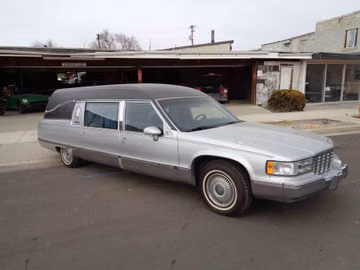 Cadillac Fleetwood Brougham Hearse, 1994
