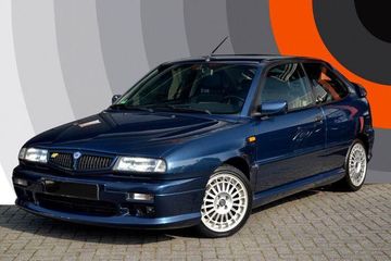 Lancia Delta HPE 2.0 (836) specs