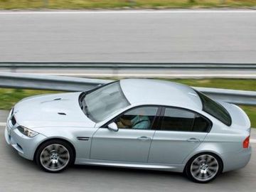 BMW M3 (E90) specs