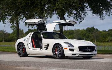 Mercedes-Benz SLS AMG GT, 2013