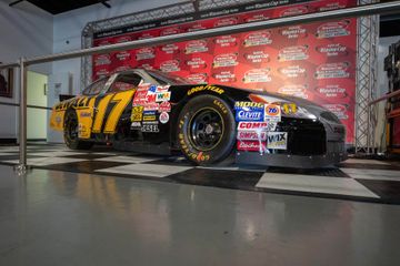 Ford Taurus NASCAR, 2003