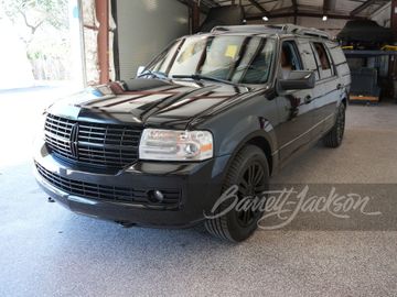 LINCOLN NAVIGATOR CUSTOM LIMOUSINE, 2013