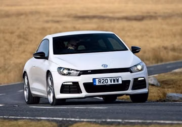 VW Scirocco 2.0 TSI (Mk III 220 PS) specs