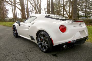 ALFA ROMEO 4C LAUNCH EDITION, 2015