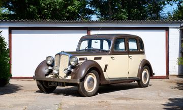 Rover 16 Saloon, 1947