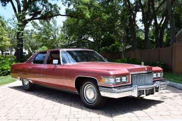 Cadillac Sixty Special Fleetwood Brougham, 1975