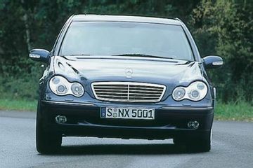 Mercedes-Benz C 240 (W203) specs