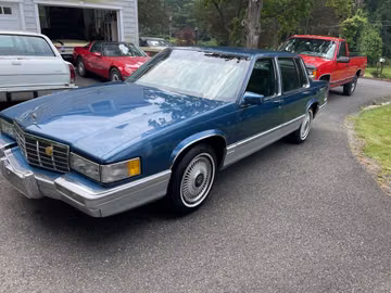 Cadillac DeVille Sedan, 1992