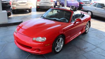 Mazda Miata Convertible, 2005