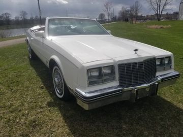 Buick Riviera Convertible, 1982