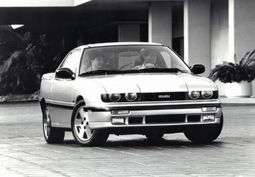 Isuzu Impulse XS specs