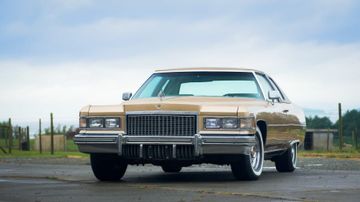 Cadillac Coupe Deville, 1975