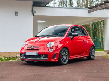 Abarth 695 Tributo Ferrari, 2010