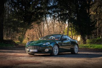 Aston Martin V12 Vanquish, 2003