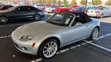 Mazda Miata Grand Touring, 2008