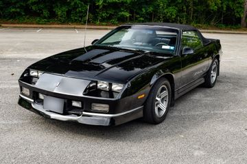 450 - Chevrolet Camaro Convertible, 1989
