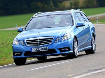 Mercedes-Benz E 350 CDI T (S212 265 PS) specs