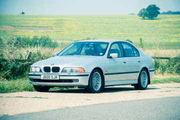 BMW 528i SE Auto Saloon with private number plate, 1998