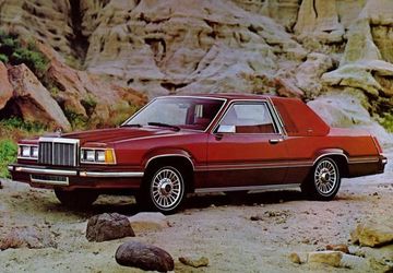 Mercury Cougar XR-7 5.0 V8 specs