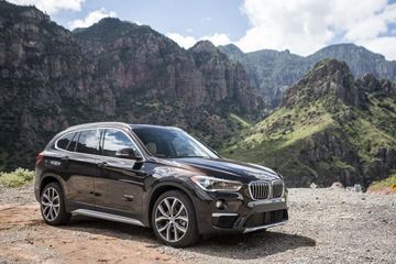 BMW X1 xDrive 20d (F48) specs