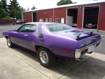 PLYMOUTH ROAD RUNNER 2 DOOR COUPE, 1971