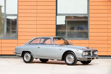 Alfa Romeo 2600 Sprint Coupé, 1963